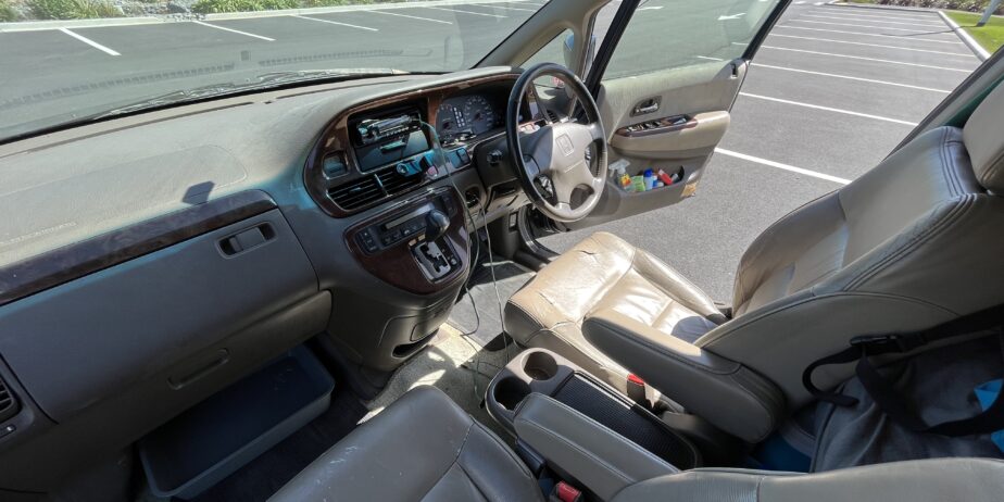 Honda Odyssey 2001 – Self-contained