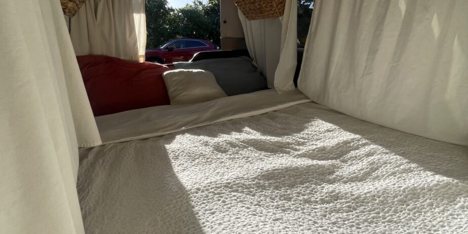 Beautiful winterproof campervan – Toyota Noah 2007