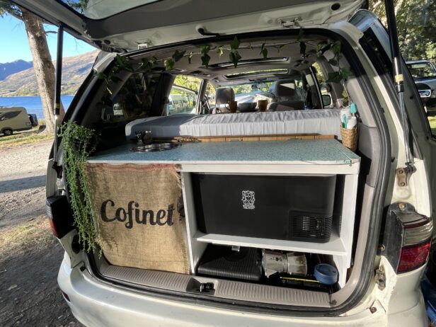 Toyota Estima 2001