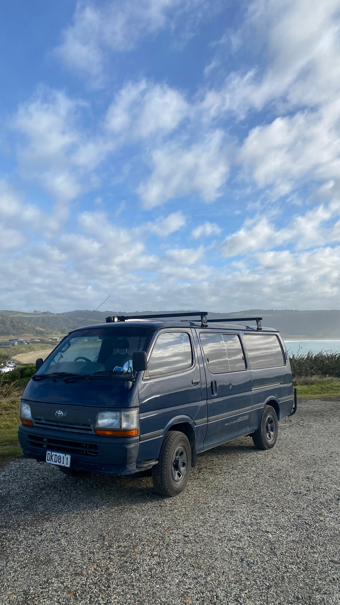 Toyota Hiace LWB full time 4WD