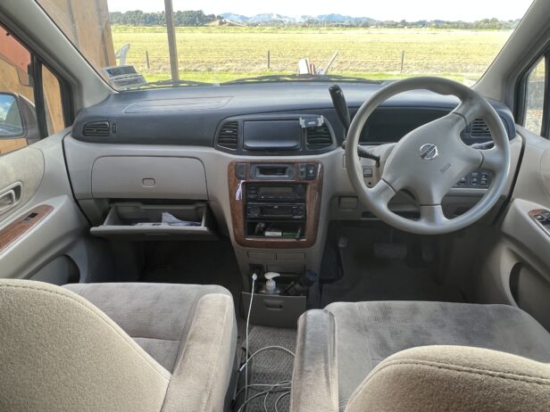 Nissan Liberty 2004