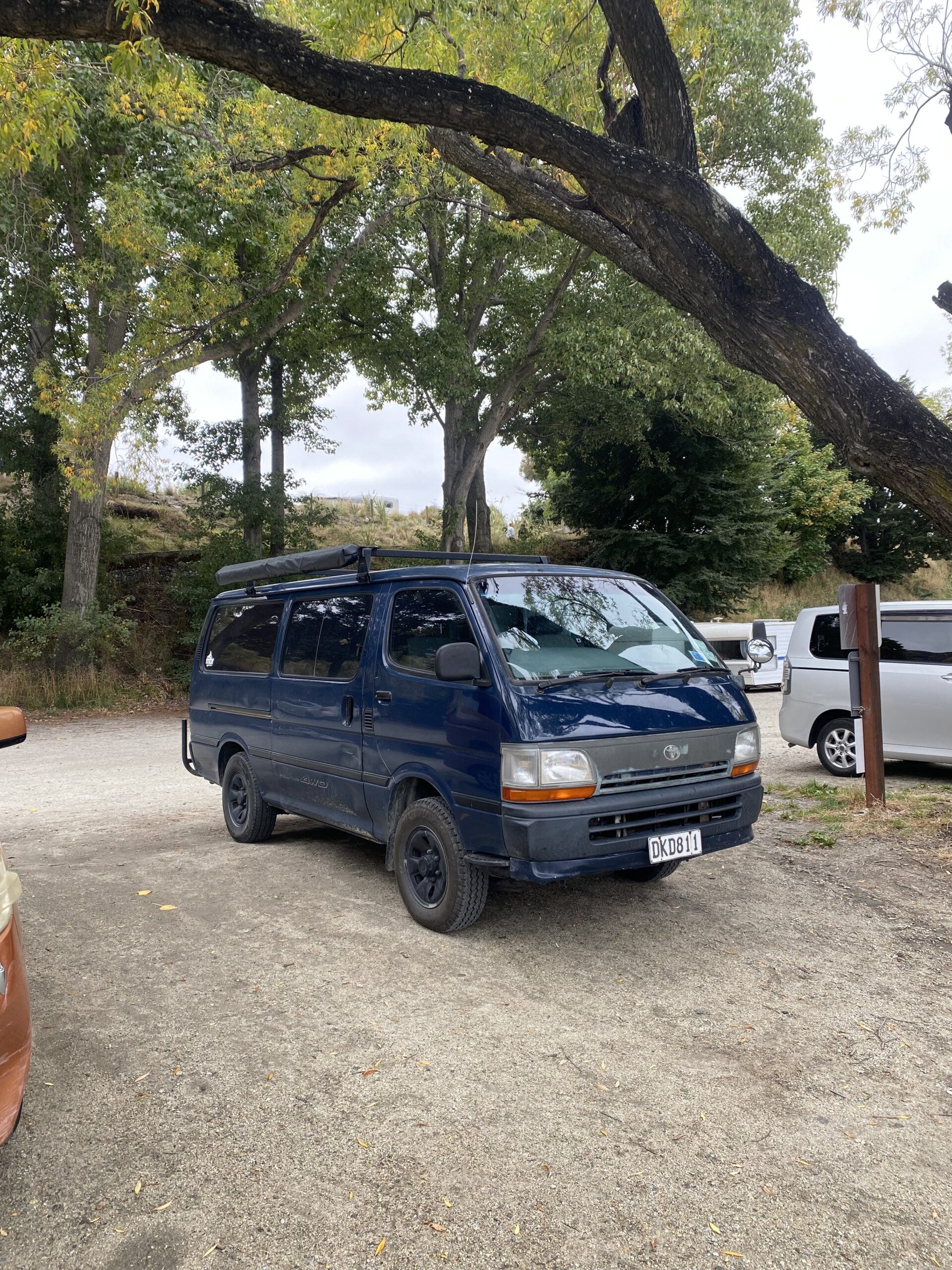 Toyota Hiace LWB full time 4WD