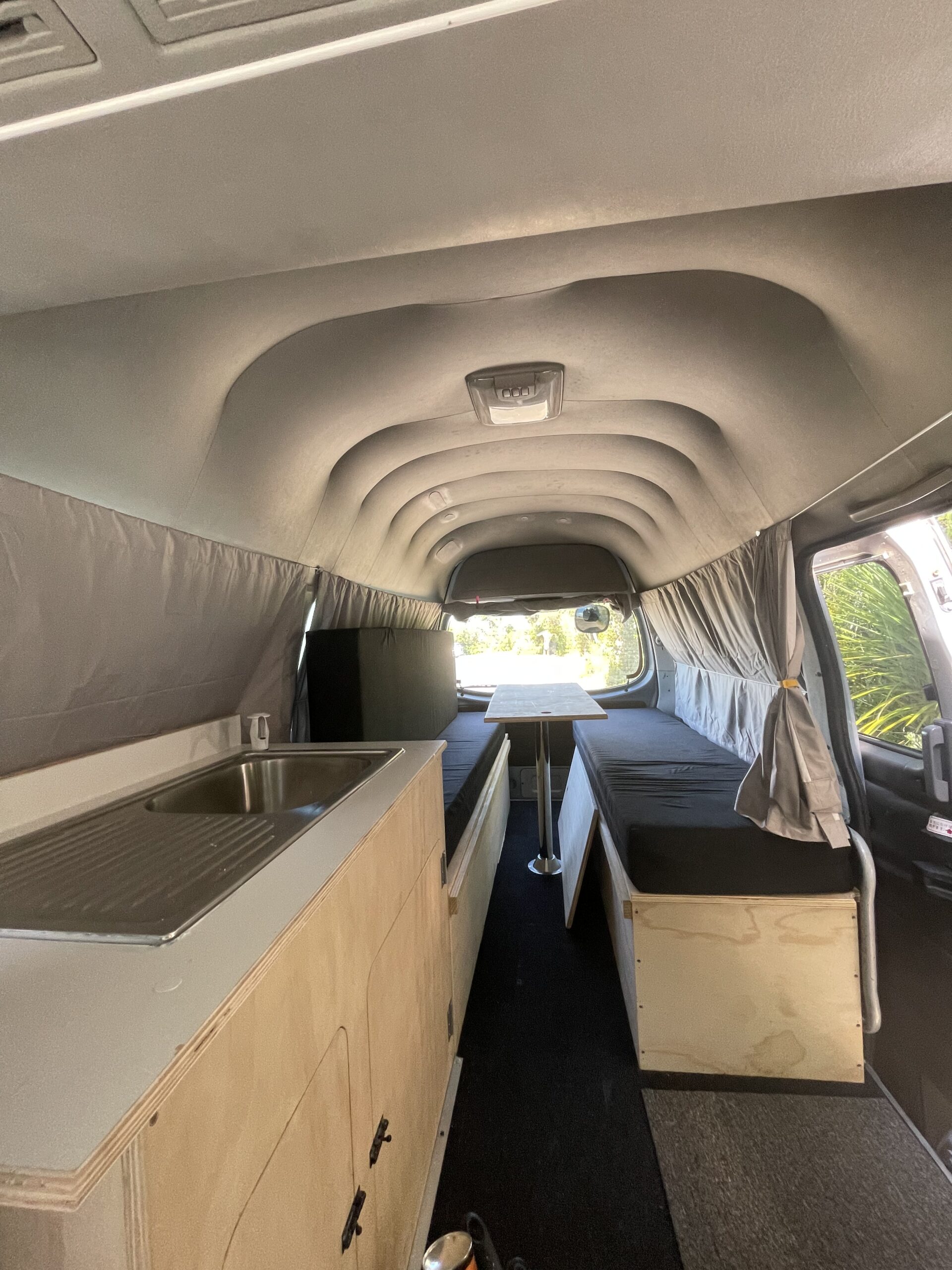 Nissan Caravan 2002