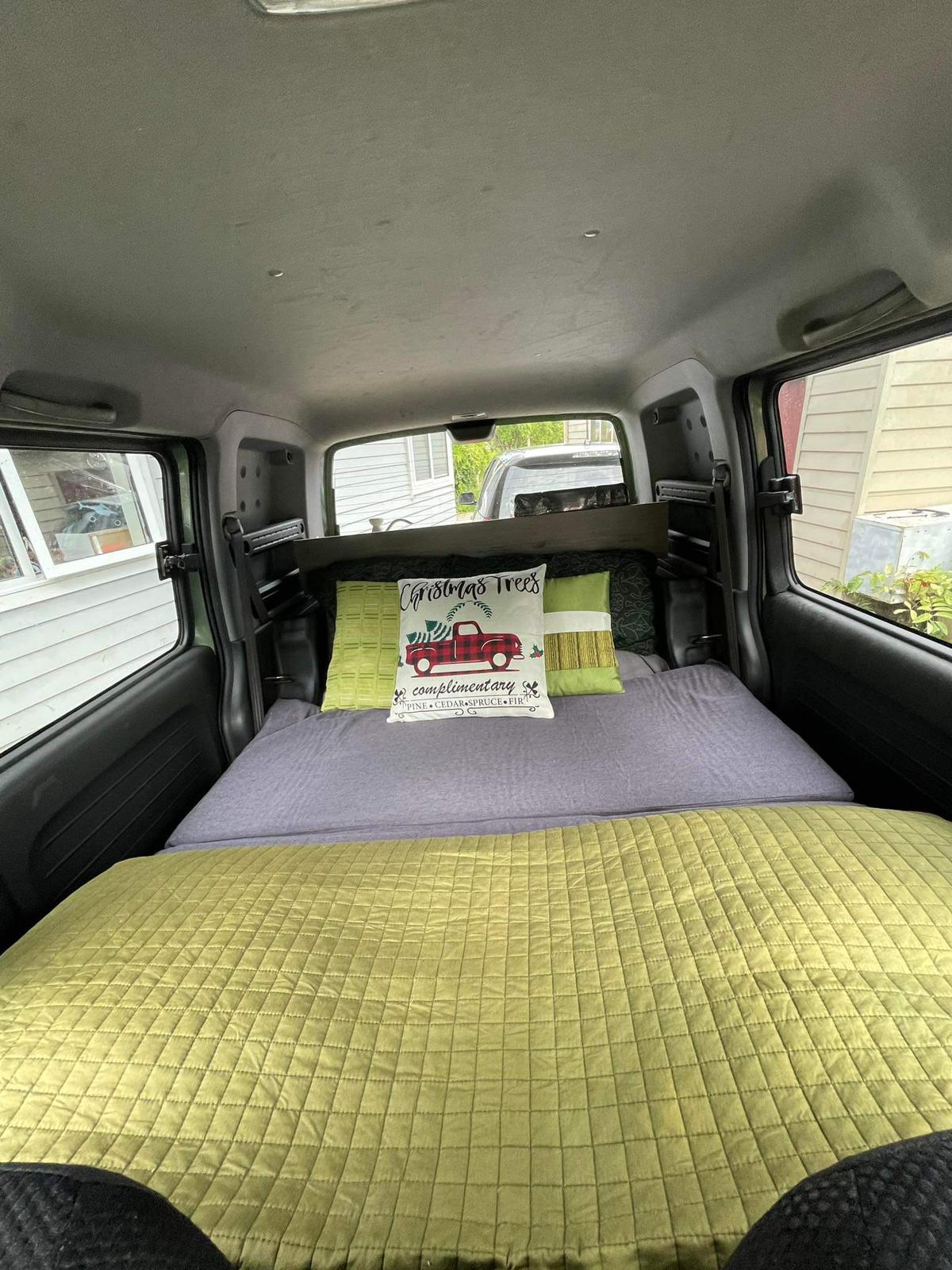 Self contained Honda Mobilo Spike 2005