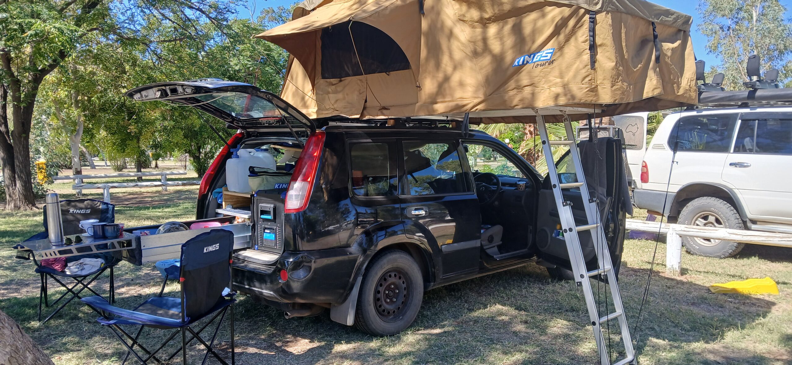 Quick sale of 2005 Nissan X-trail. With NSW Rego and pink slip. All equipment for road-trip