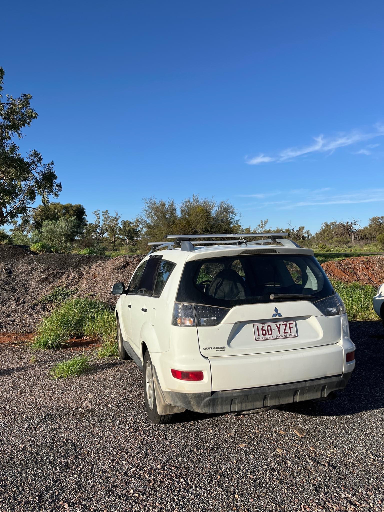 4WD Mitsubishi outlander