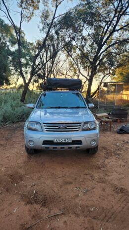 2006 Ford Escape (4wd) for camping