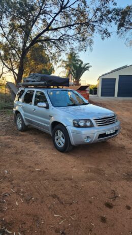 2006 Ford Escape (4wd) for camping