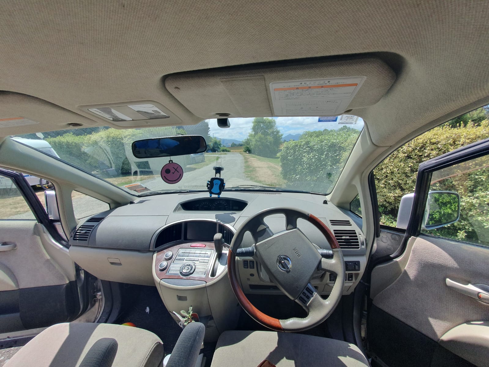 Nissan Presage 2006