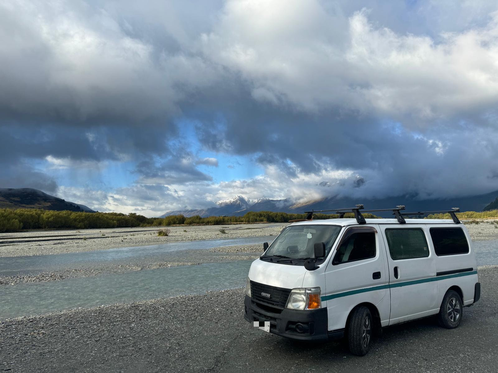Isuzu como 2008 sc van