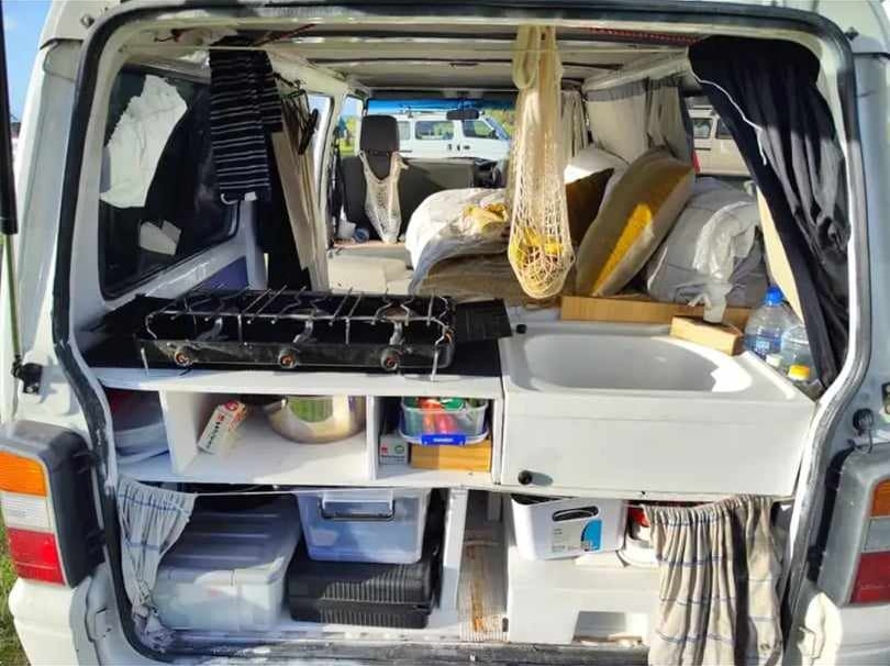 MITSUBISHI L300 CAMPERVAN