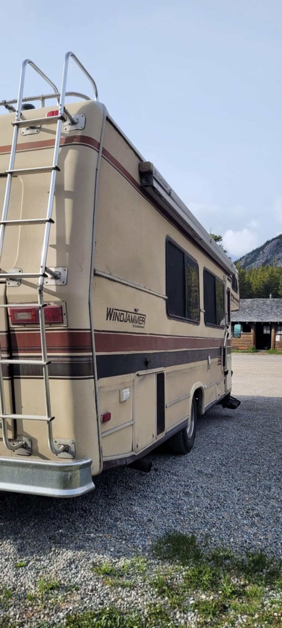 Ford E350 Windjammer 1986