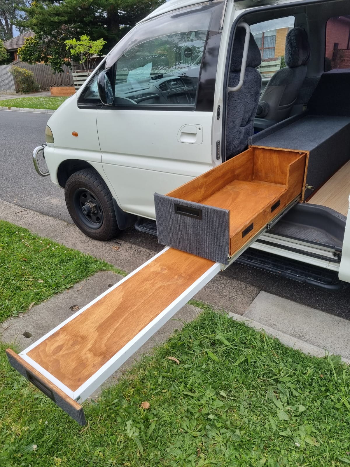 Mitsubishi Delica 4×4 Spacegear 2.8 Turbo Deisel