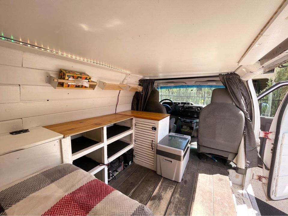 2009 Ford econoline e-350 extended campervan