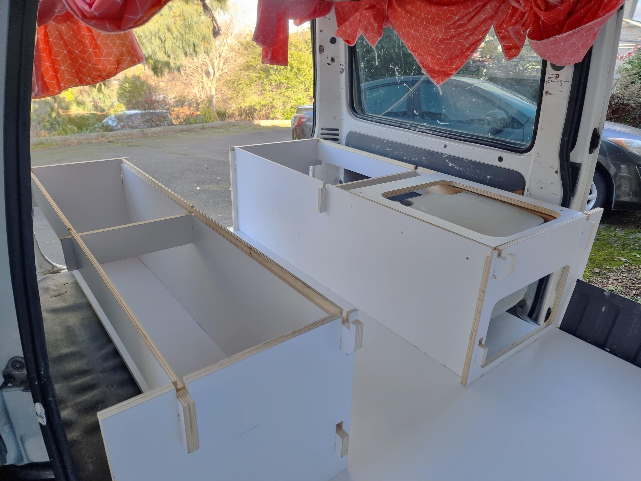 Mazda Bongo 2008 in great mechanical condition
