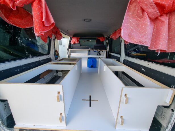 Mazda Bongo 2008 in great mechanical condition
