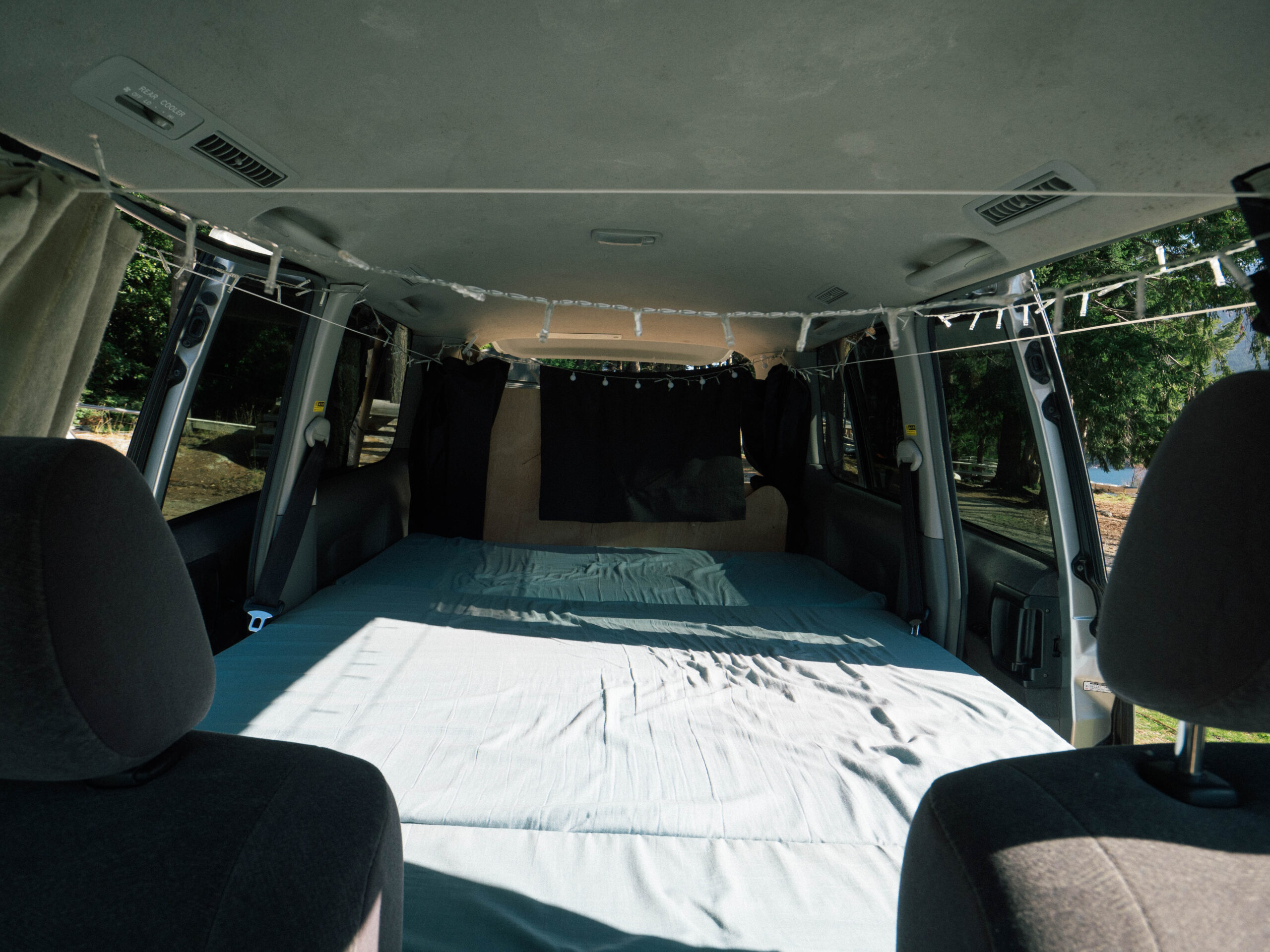 Toyota Noah Self Contained