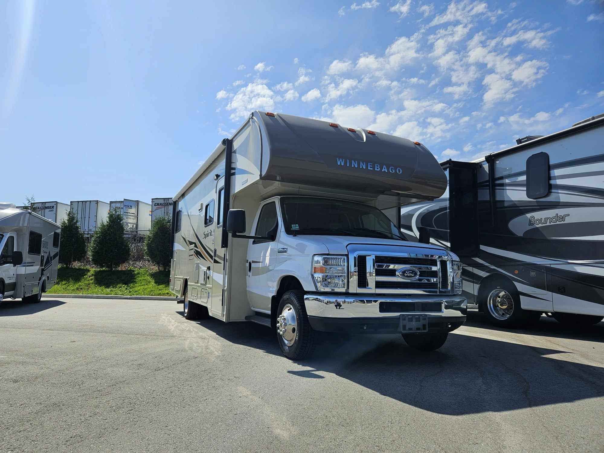 2018 Winnebago Spirit 26A