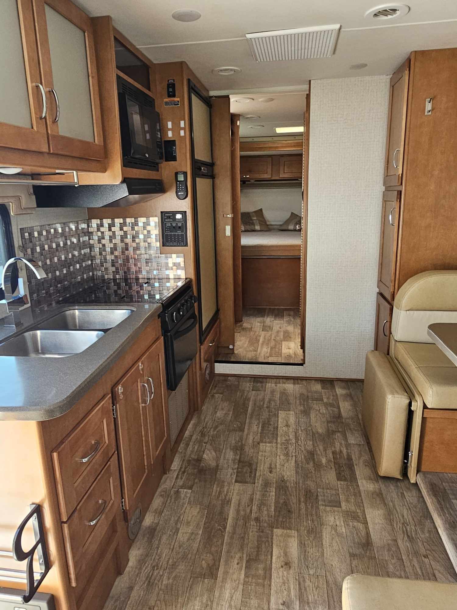 2018 Winnebago Spirit 26A