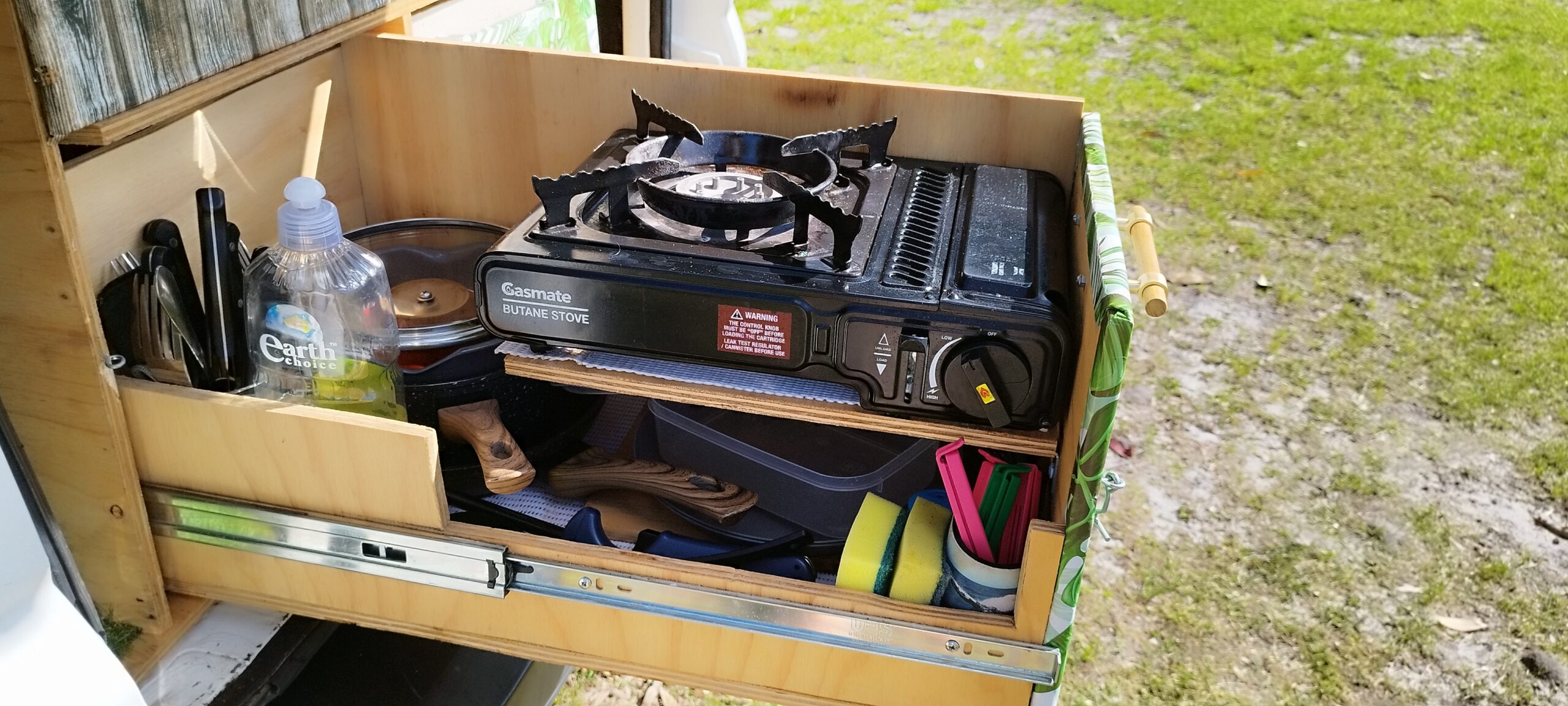 Van Suzuki APV 2008