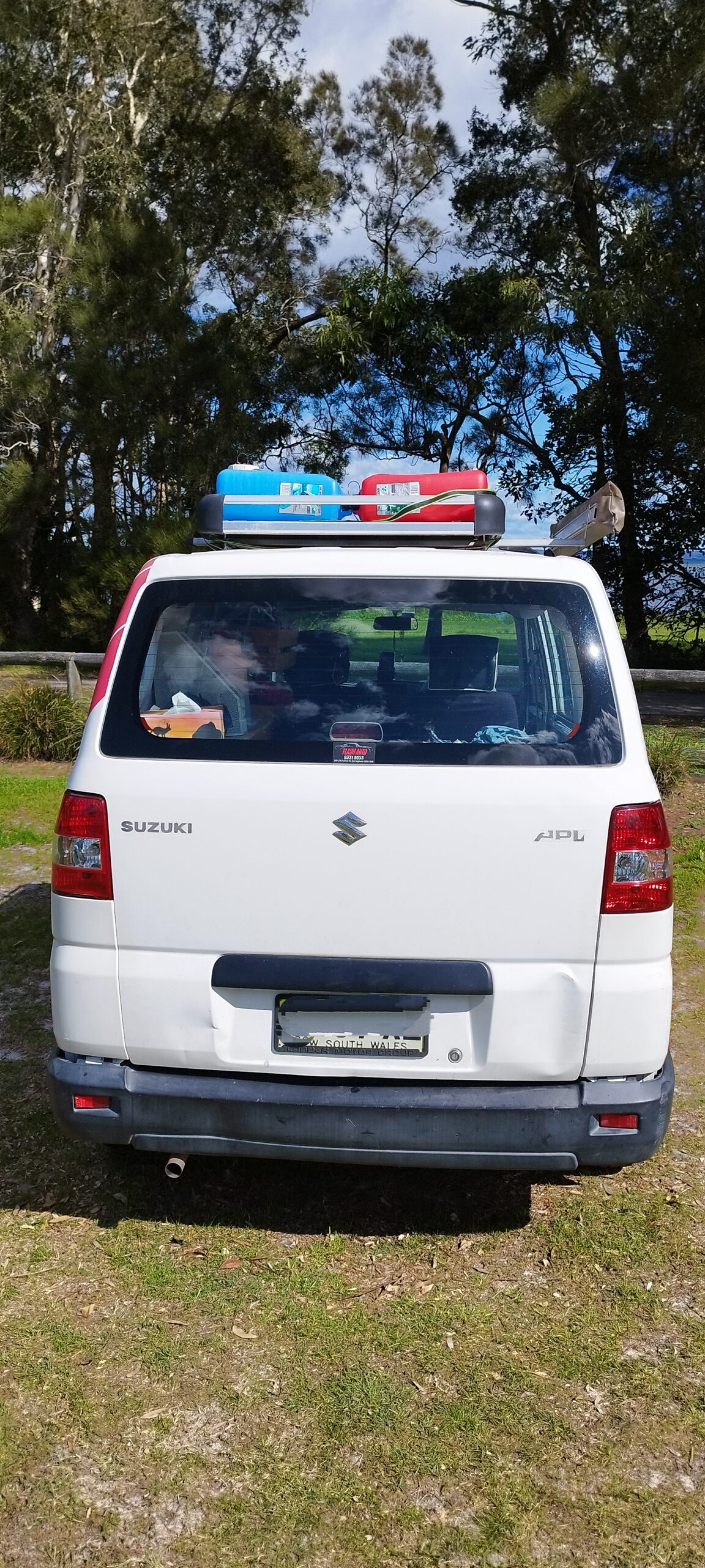 Van Suzuki APV 2008