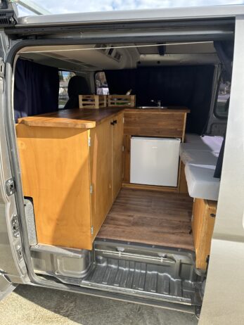 Nissan Caravan 2011