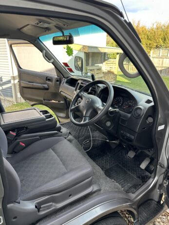 Nissan Caravan 2011