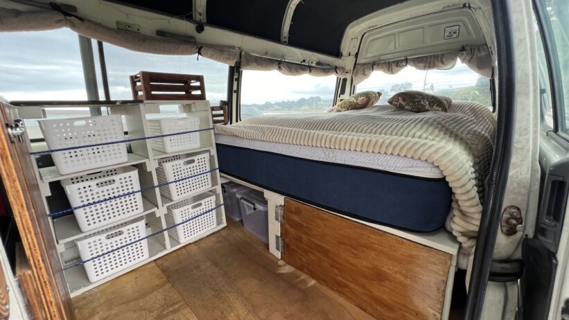 Toyota Hiace 1997 high roof long wheel