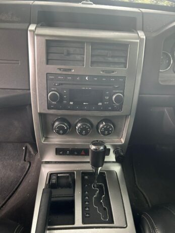 JEEP CHEROKEE 2010