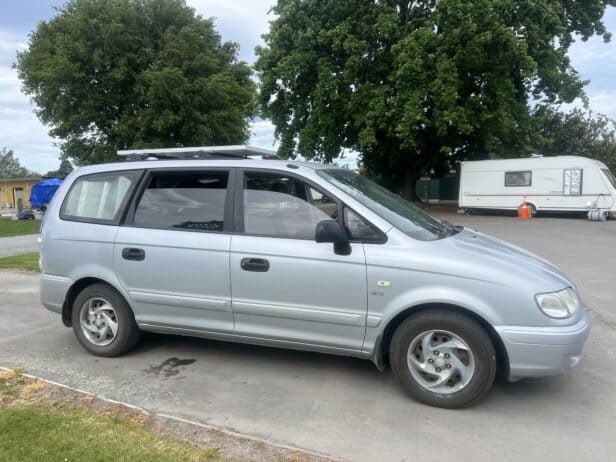 Hyundai Trajet V6 2.7l 2005