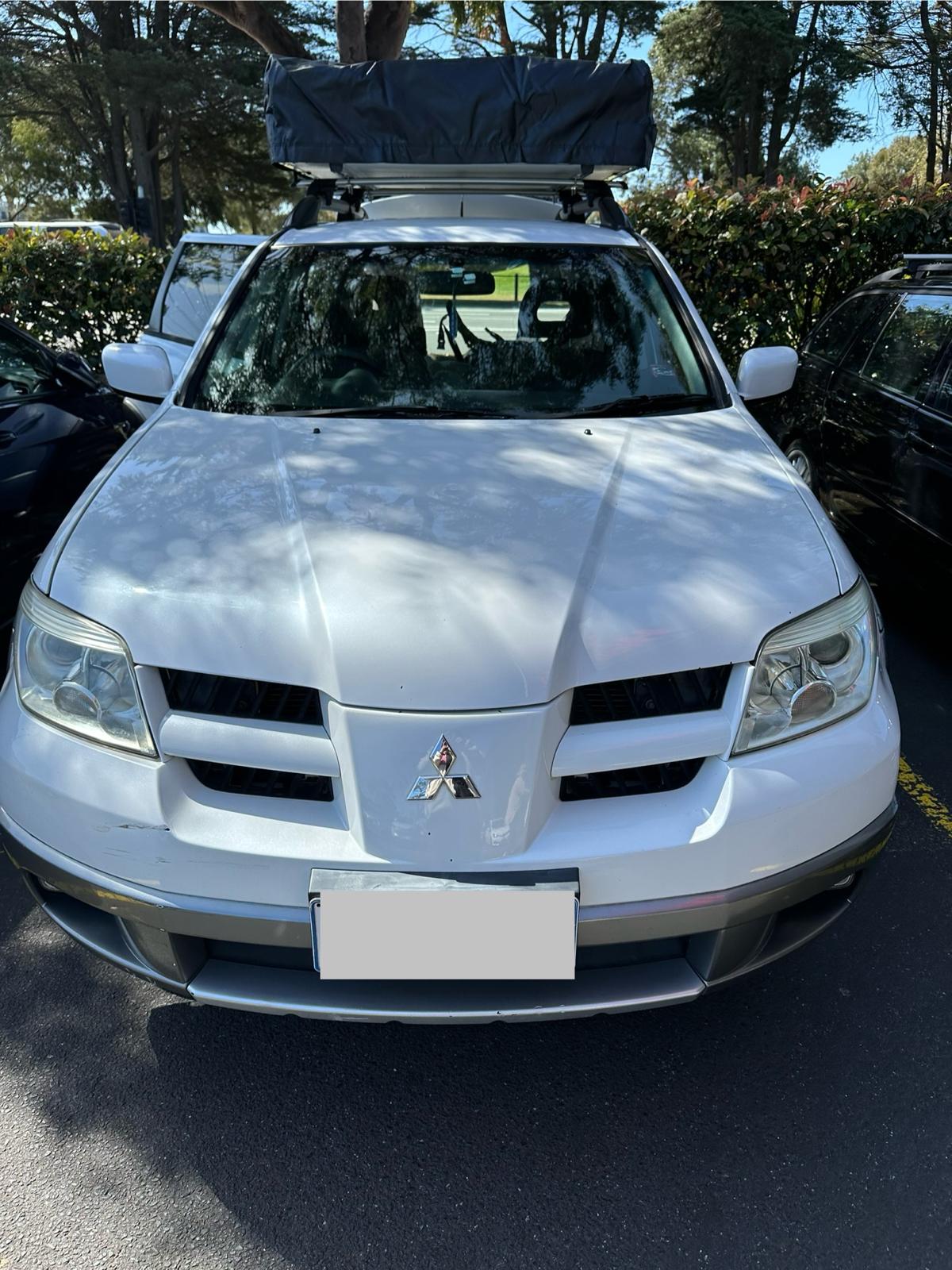 Mitsubishi Outlander SUV