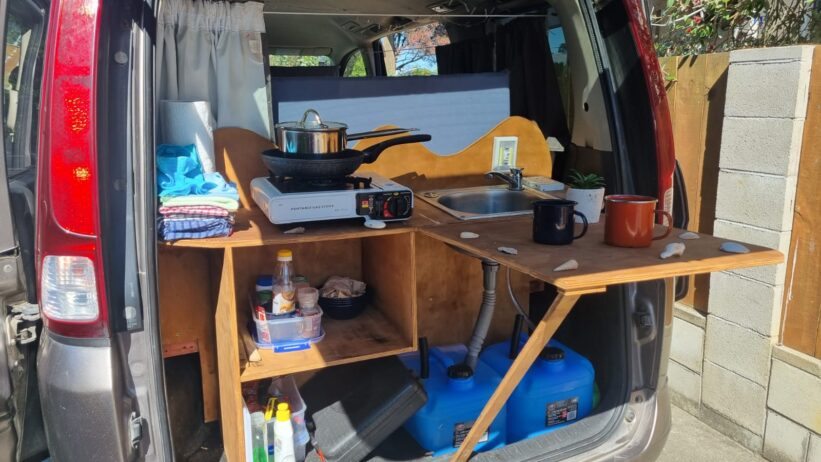 Campervan Nissan Serena