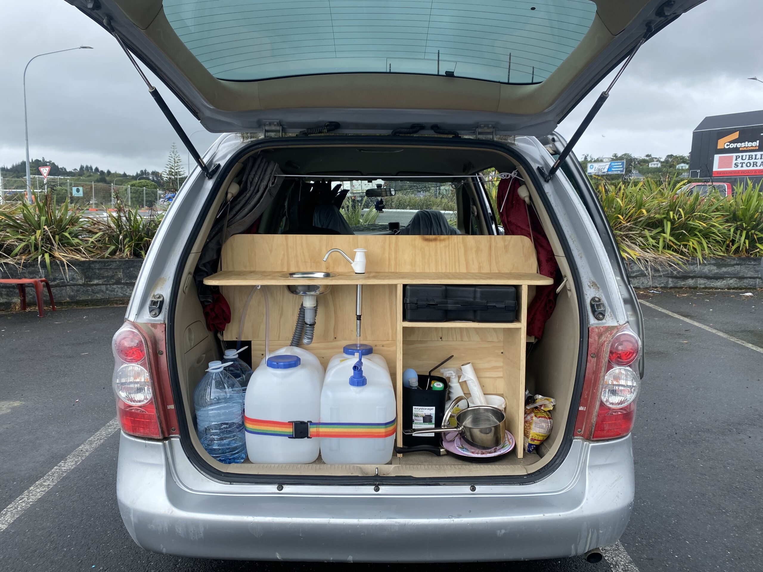 2004 Mazda MPV Self-Contained Campervan