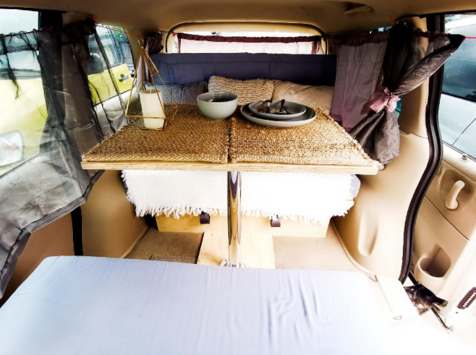 2004 Mazda MPV Self-Contained Campervan