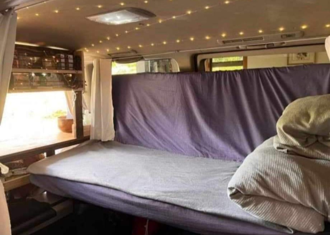 NISSAN ELGRAND 2005