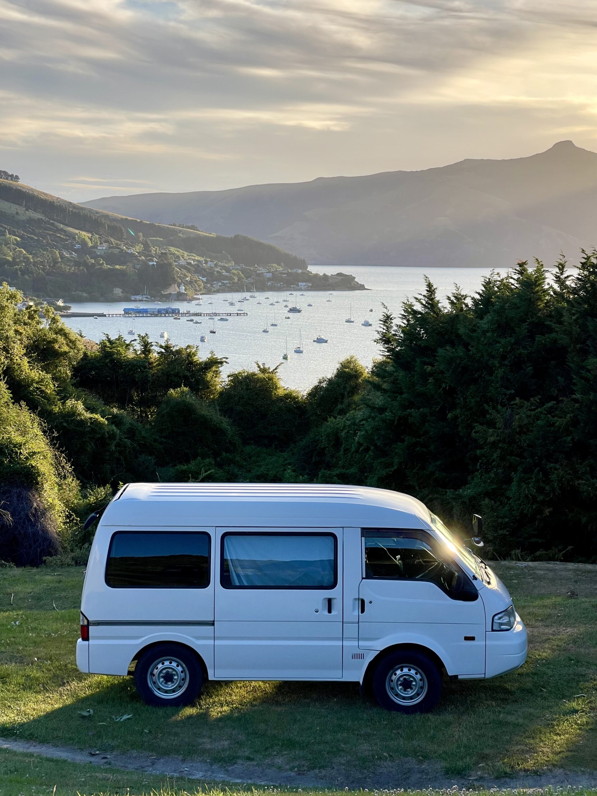 Nissan Vanette Campervan 2012 available in AKL, new Service, Ready to go with second battery