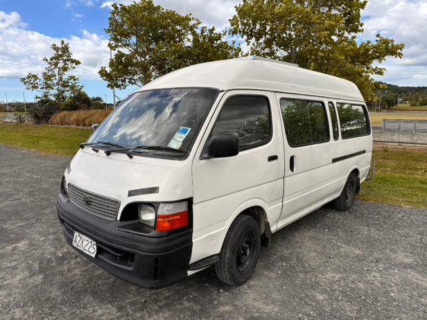 Toyota Hiace High Roof Long Base 3.0D