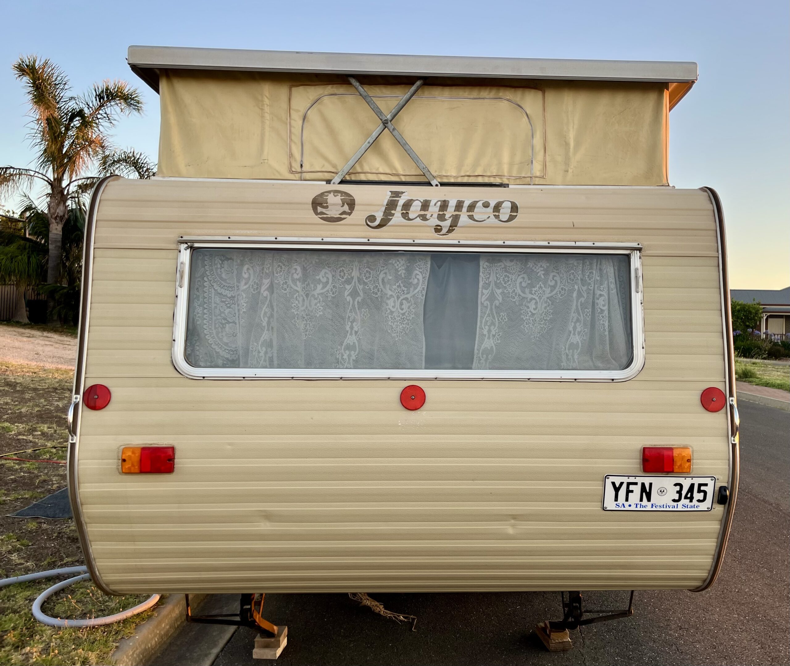 Jayco Pop Top caravan 1988 Original annex