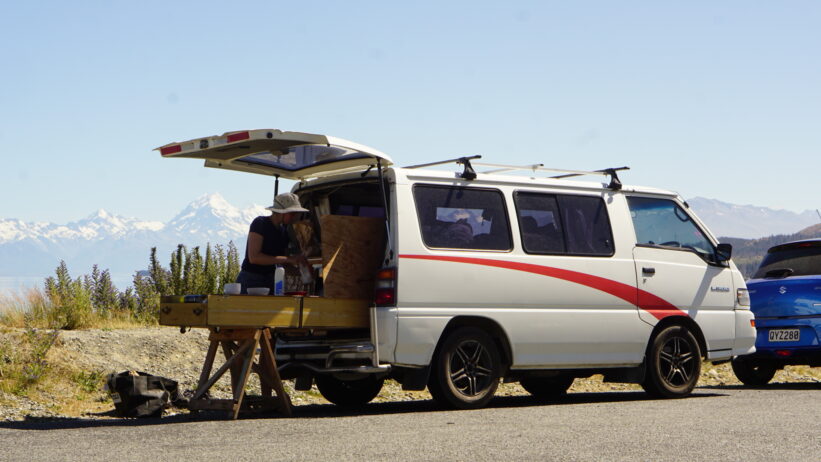 SELF CONTAINED MITSUBISHI L300