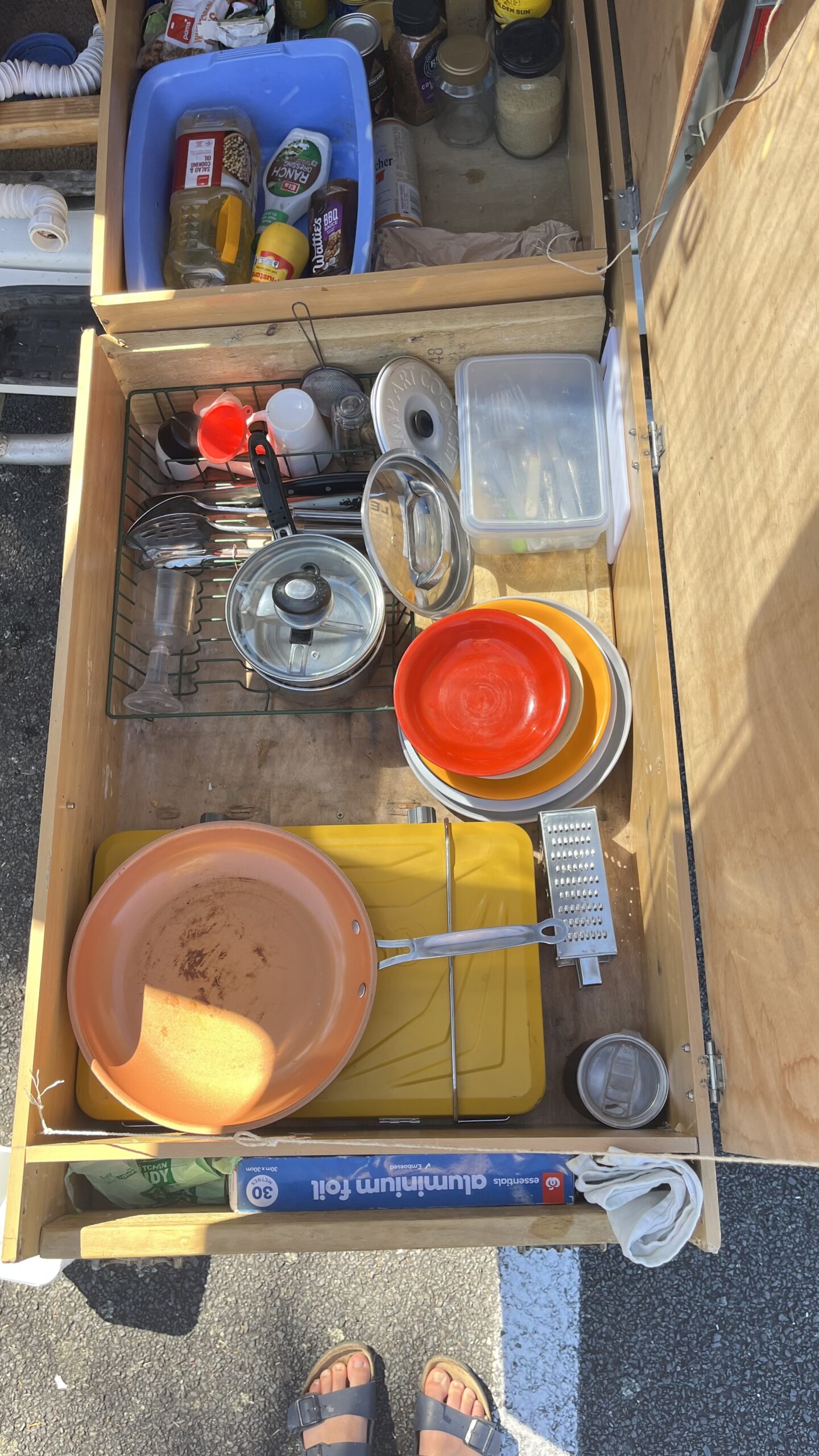 SELF CONTAINED MITSUBISHI L300