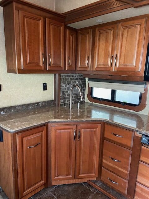 2013 Redwood RV Redwood M-36 FL