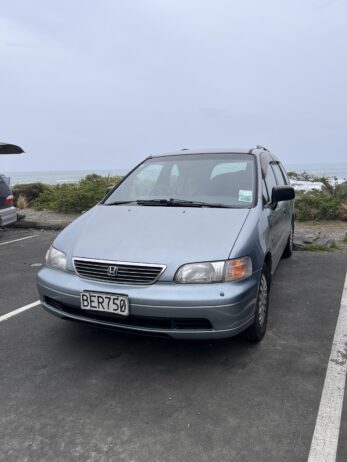 Selfcontained Honda Odyssey 1996