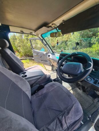 Toyota Hiace 1999 “Olive”