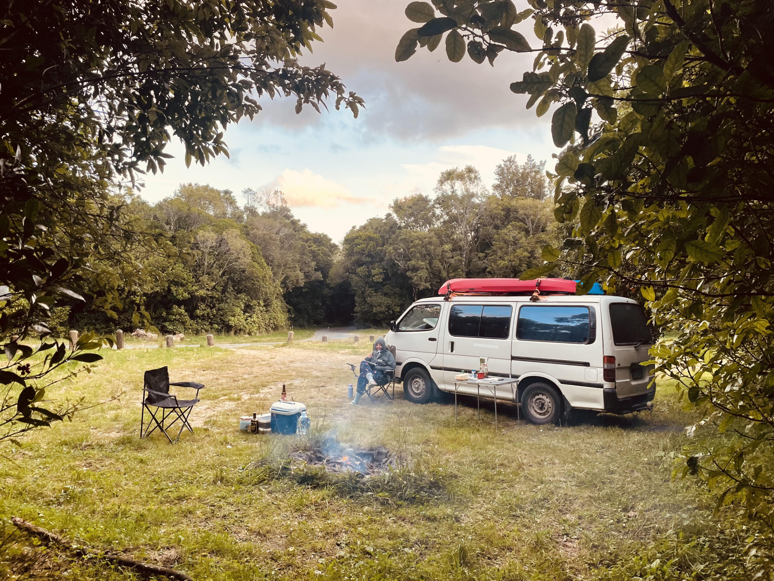 Toyota Hiace 1999 “Olive”