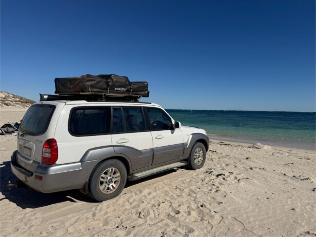 2005 Hyundai Terracan 4×4 – Fully Equipped Travel Car with Rooftop Tent & Gear