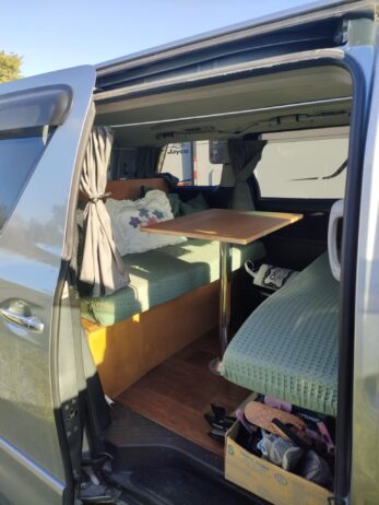 Self-contained Toyota Alphard 2008 for sale (Green certification)