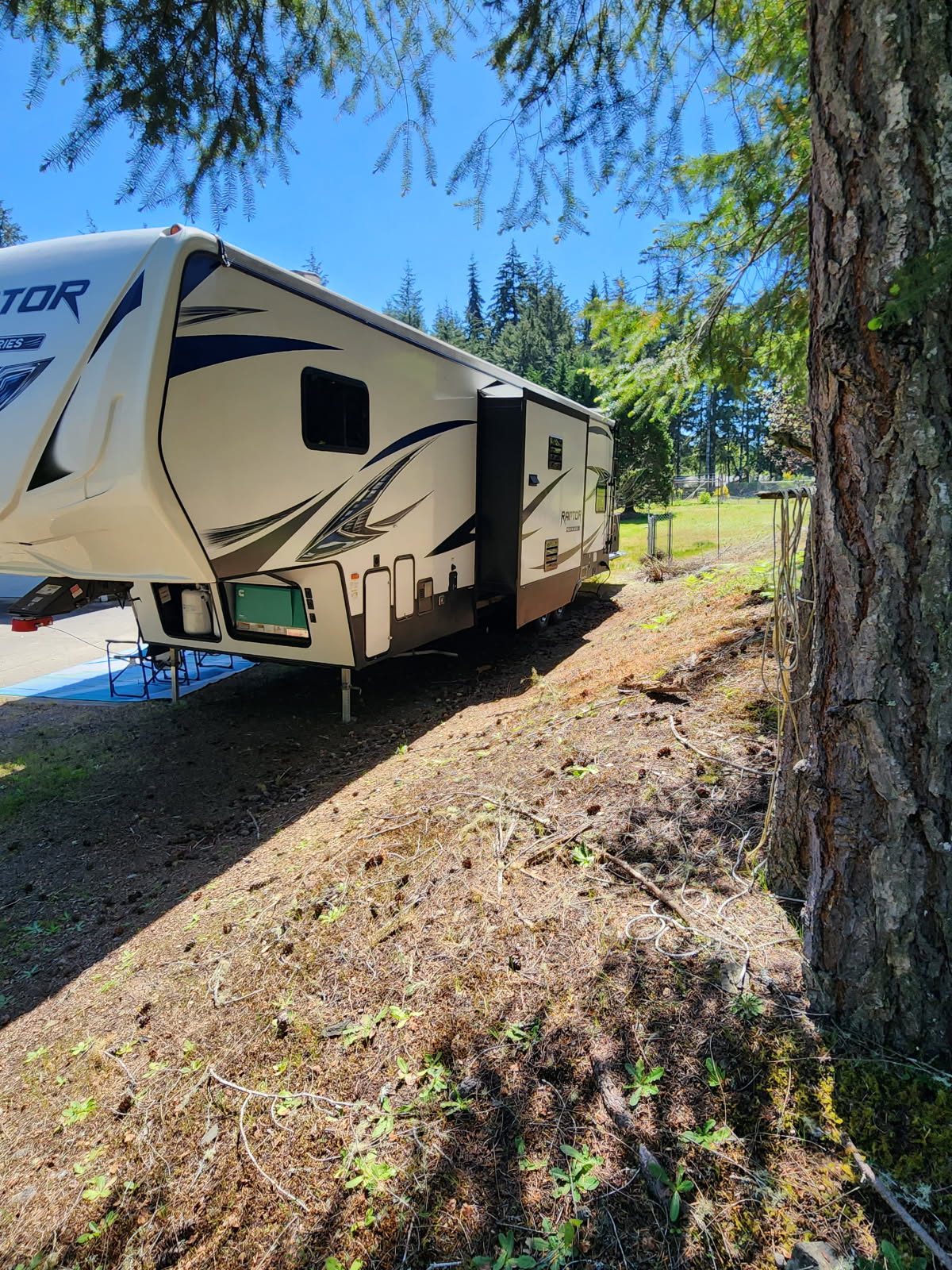 2018 Keystone Raptor Fifth Wheel