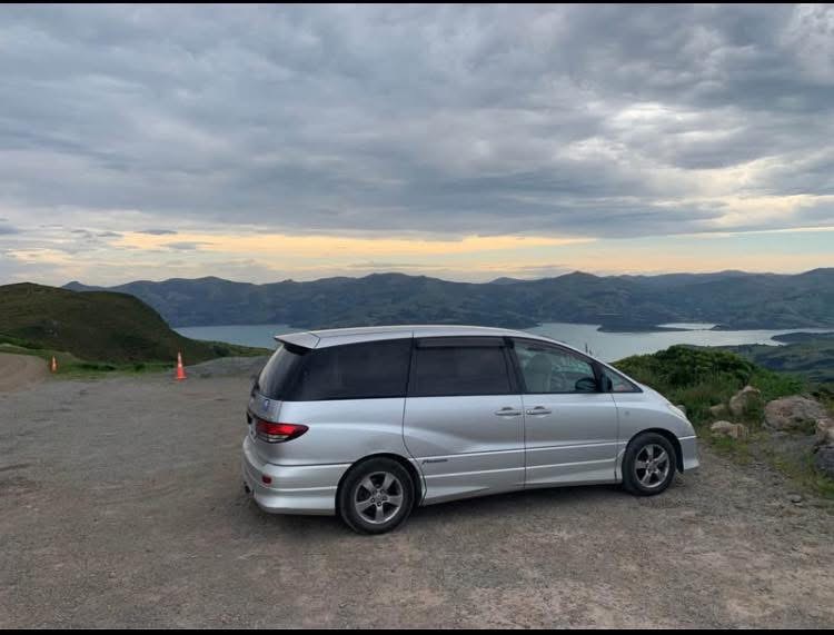 05 Toyota Estima