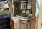2004 Foretravel U295