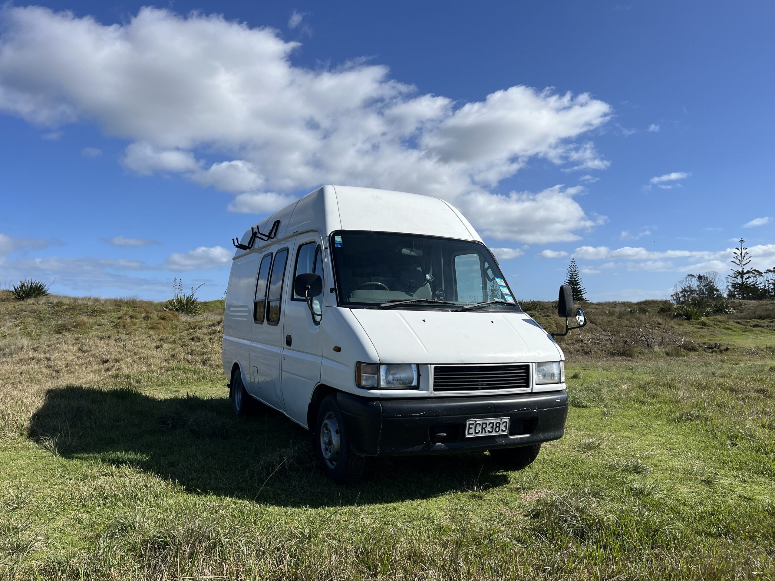 𝟭𝟵𝟵𝟴 𝗜𝗦𝗨𝗭𝗨 𝗘𝗟𝗙 𝗖𝗮𝗺𝗽𝗲𝗿 𝗩𝗮𝗻 – 𝗦𝗼𝗹𝗮𝗿 | 𝗦𝗲𝗹𝗳-𝗖𝗼𝗻𝘁𝗮𝗶𝗻𝗲𝗱 | 𝗗𝗶𝗲𝘀𝗲𝗹 𝗛𝗲𝗮𝘁𝗲𝗿